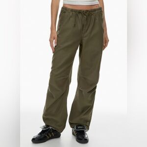 Aritzia -TNA Cargo Pants